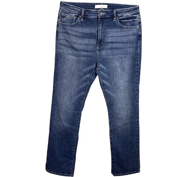 KanCan Women's Mid Rise Straight Leg Denim Jeans Medium Wash Plus Size 32 - Picture 1 of 8